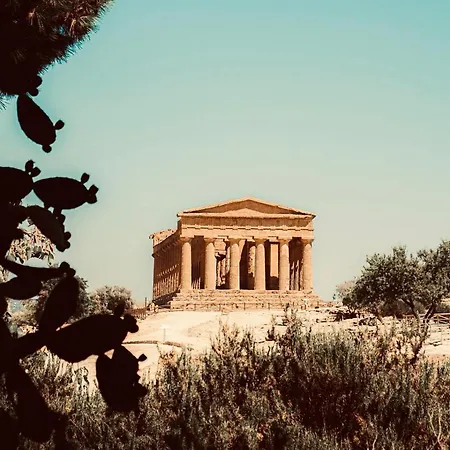 Oasi Giardinello * Агридженто